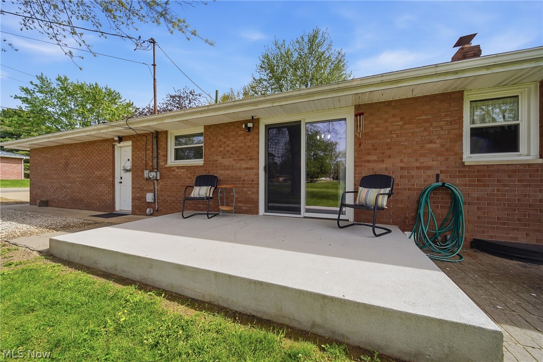 3295 Easton Street NE Canton OH 44721