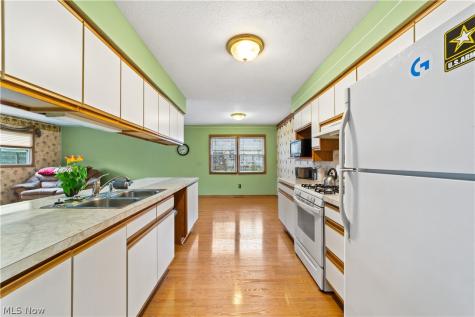 3869 Dayton Avenue Lorain OH 44052
