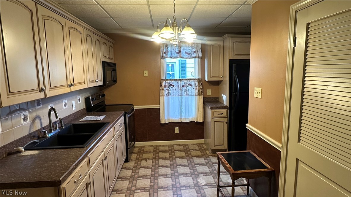 395 Somer Street Leetonia OH 44431