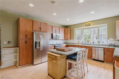 6306 Meadowbrook Road Garfield Heights OH 44125