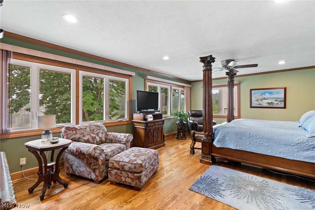 114 Lake Front Drive Green OH 44319