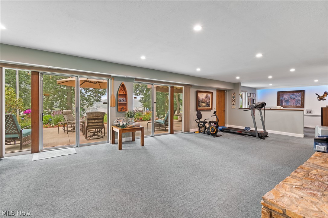 114 Lake Front Drive Green OH 44319
