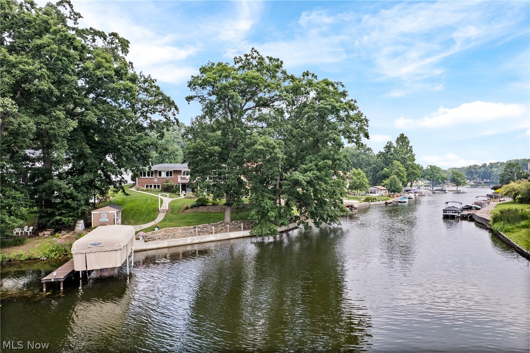 114 Lake Front Drive Green OH 44319