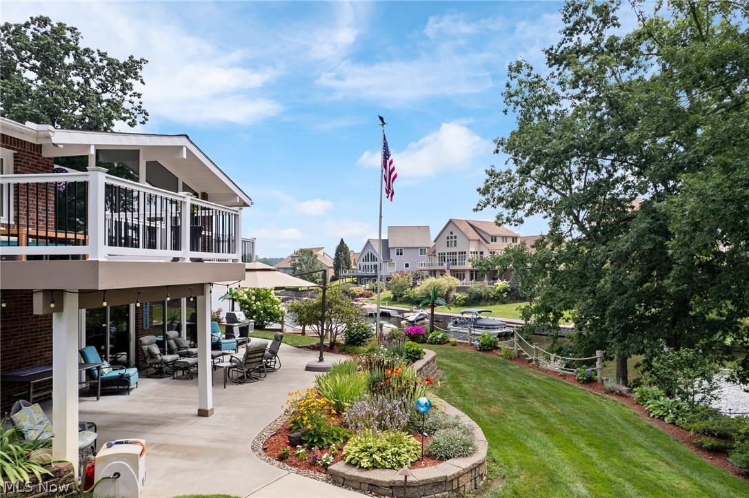 114 Lake Front Drive Green OH 44319
