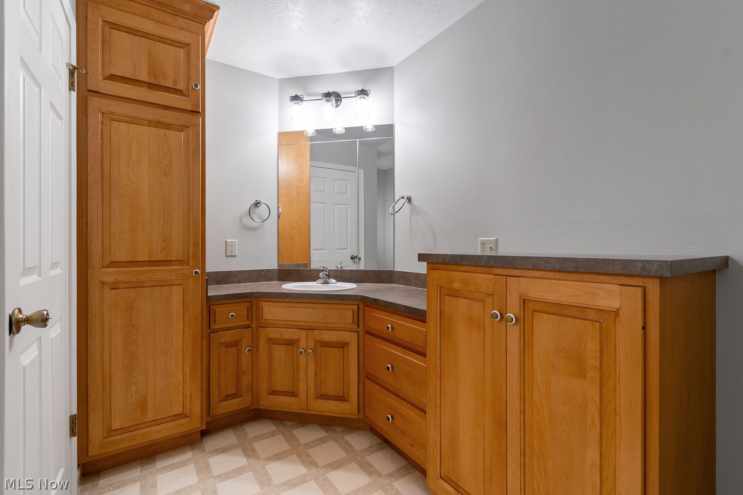 1696 N Hill Road NW Dover OH 44622