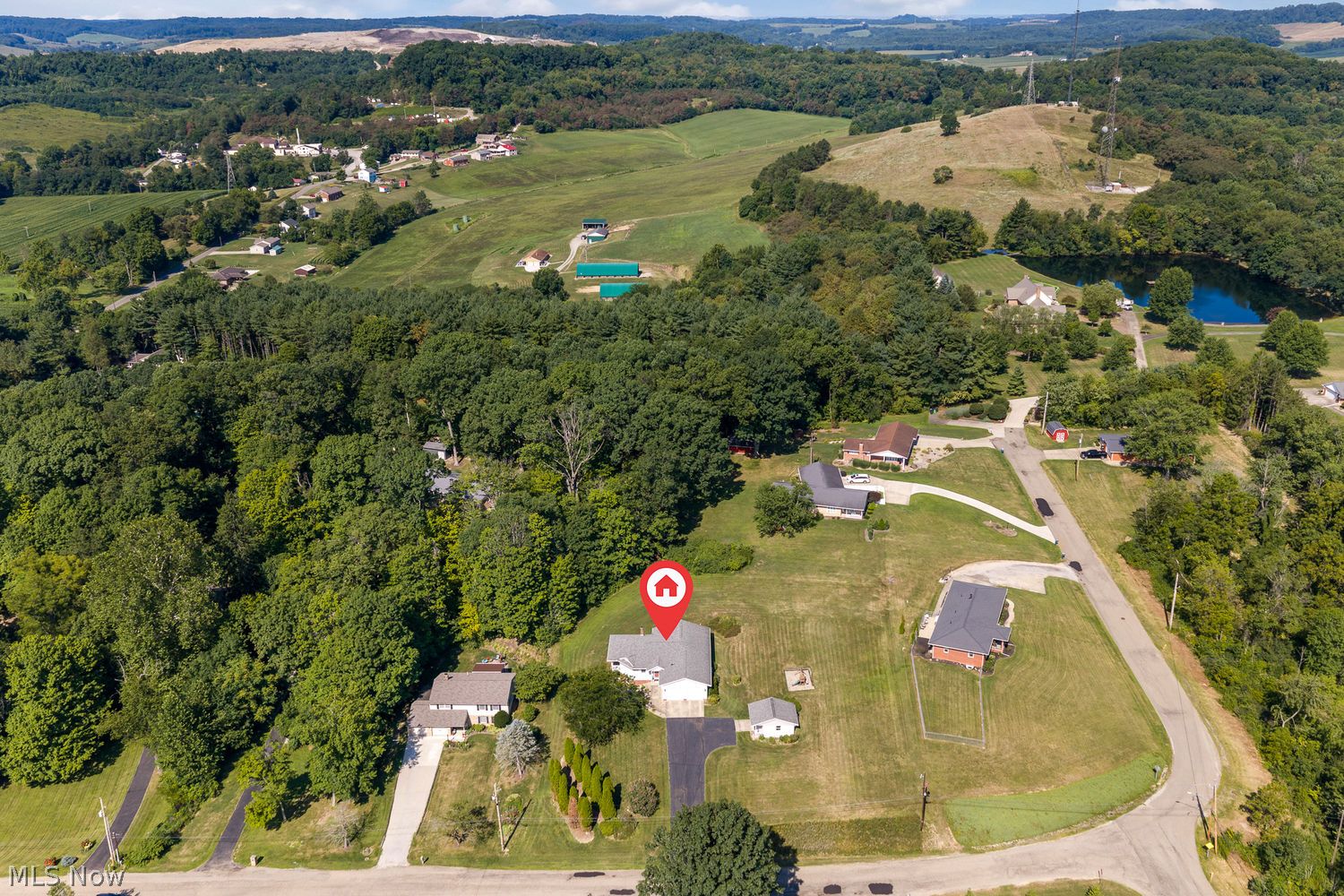 1696 N Hill Road NW Dover OH 44622