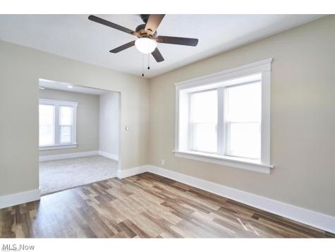 688 Dayton Street Akron OH 44310