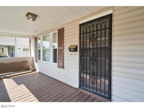 688 Dayton Street Akron OH 44310