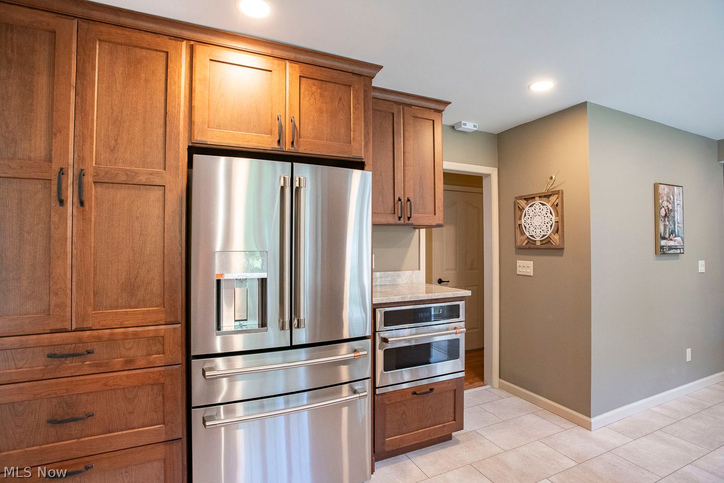 19363 Blue Spruce Drive Strongsville OH 44149