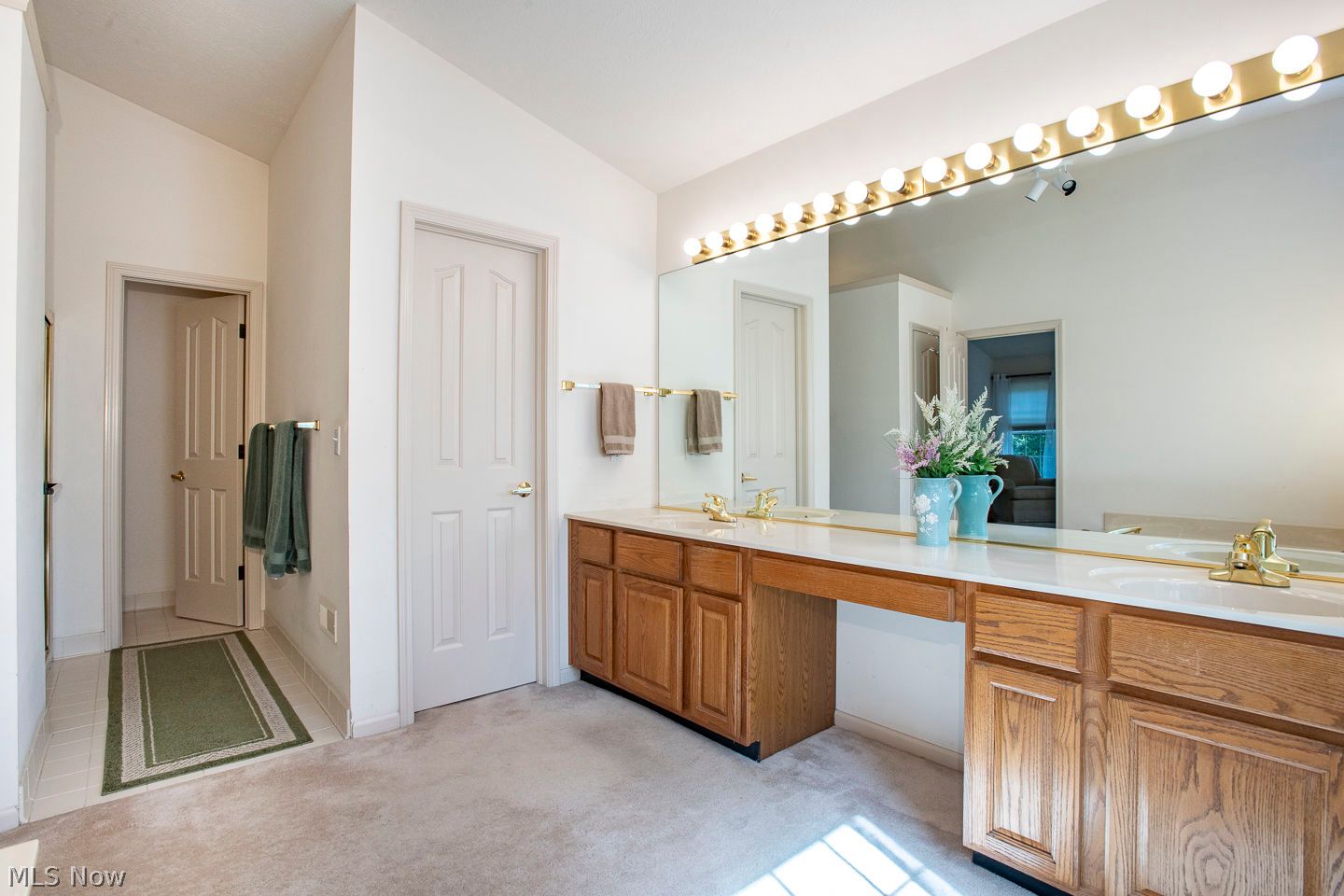 19363 Blue Spruce Drive Strongsville OH 44149