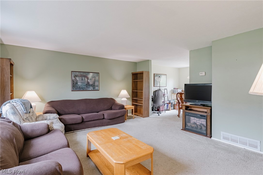 10220 Belmeadow Drive Twinsburg OH 44087