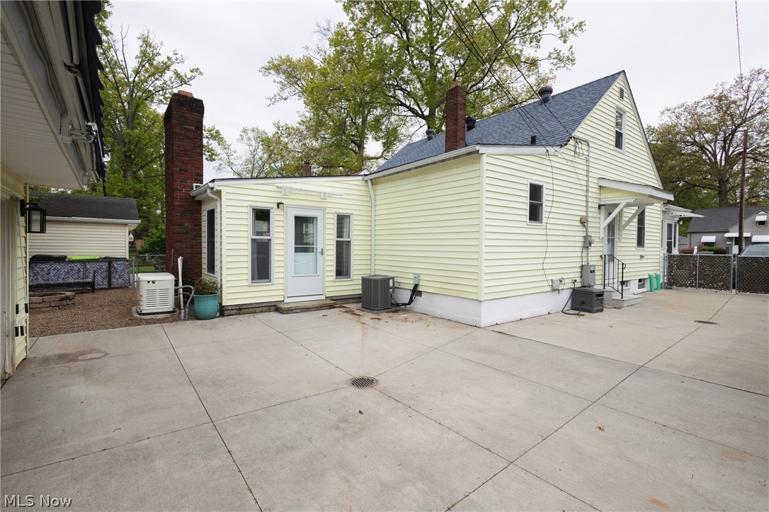 241 Inwood Boulevard Avon Lake OH 44012