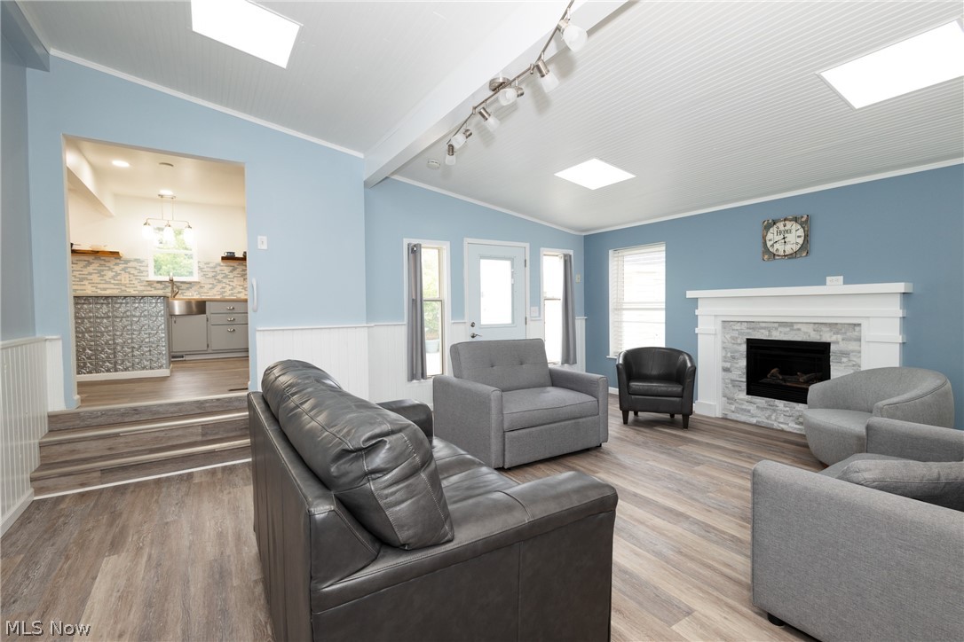 241 Inwood Boulevard Avon Lake OH 44012
