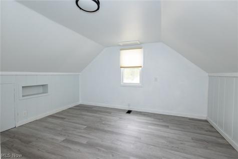 241 Inwood Boulevard Avon Lake OH 44012