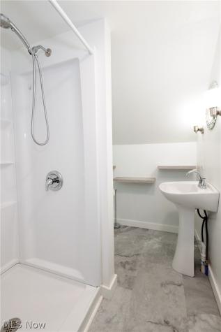241 Inwood Boulevard Avon Lake OH 44012