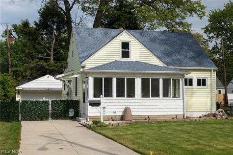 241 Inwood Boulevard Avon Lake OH 44012