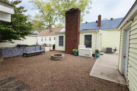 241 Inwood Boulevard Avon Lake OH 44012