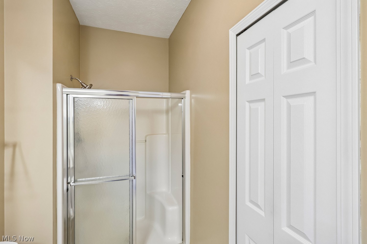 2446 Halifax Court Avon OH 44011