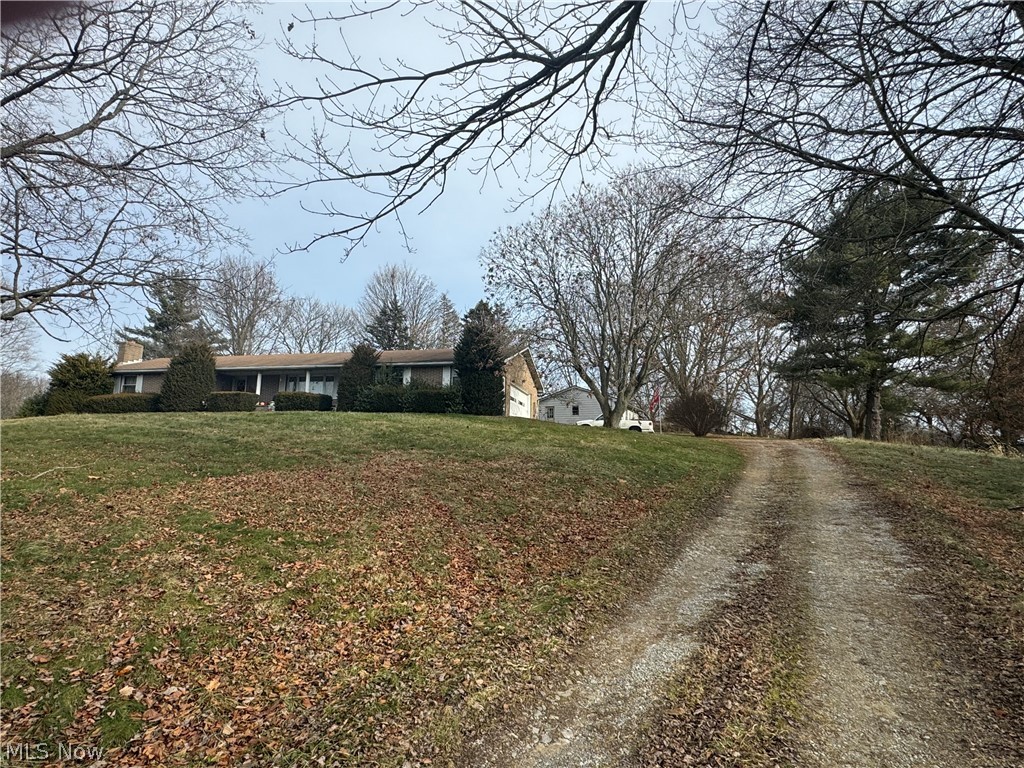 10875 Dolphin Street SW Beach City OH 44608