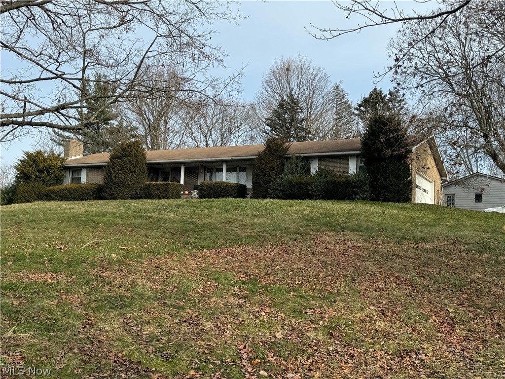 10875 Dolphin Street SW Beach City OH 44608