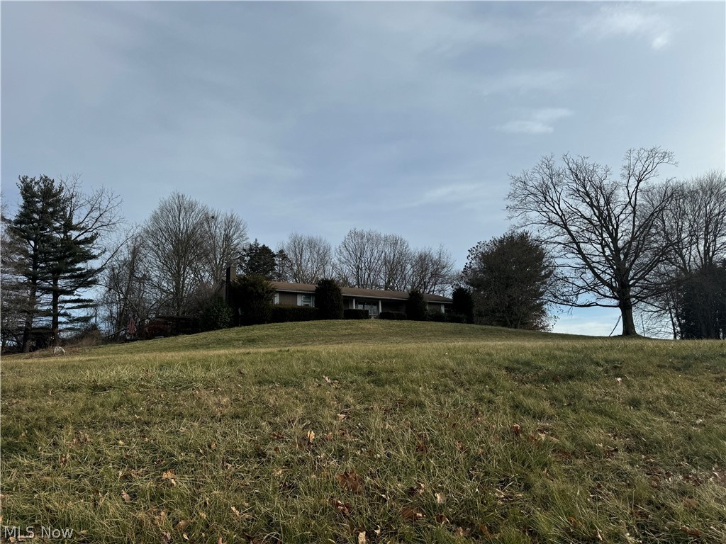 10875 Dolphin Street SW Beach City OH 44608
