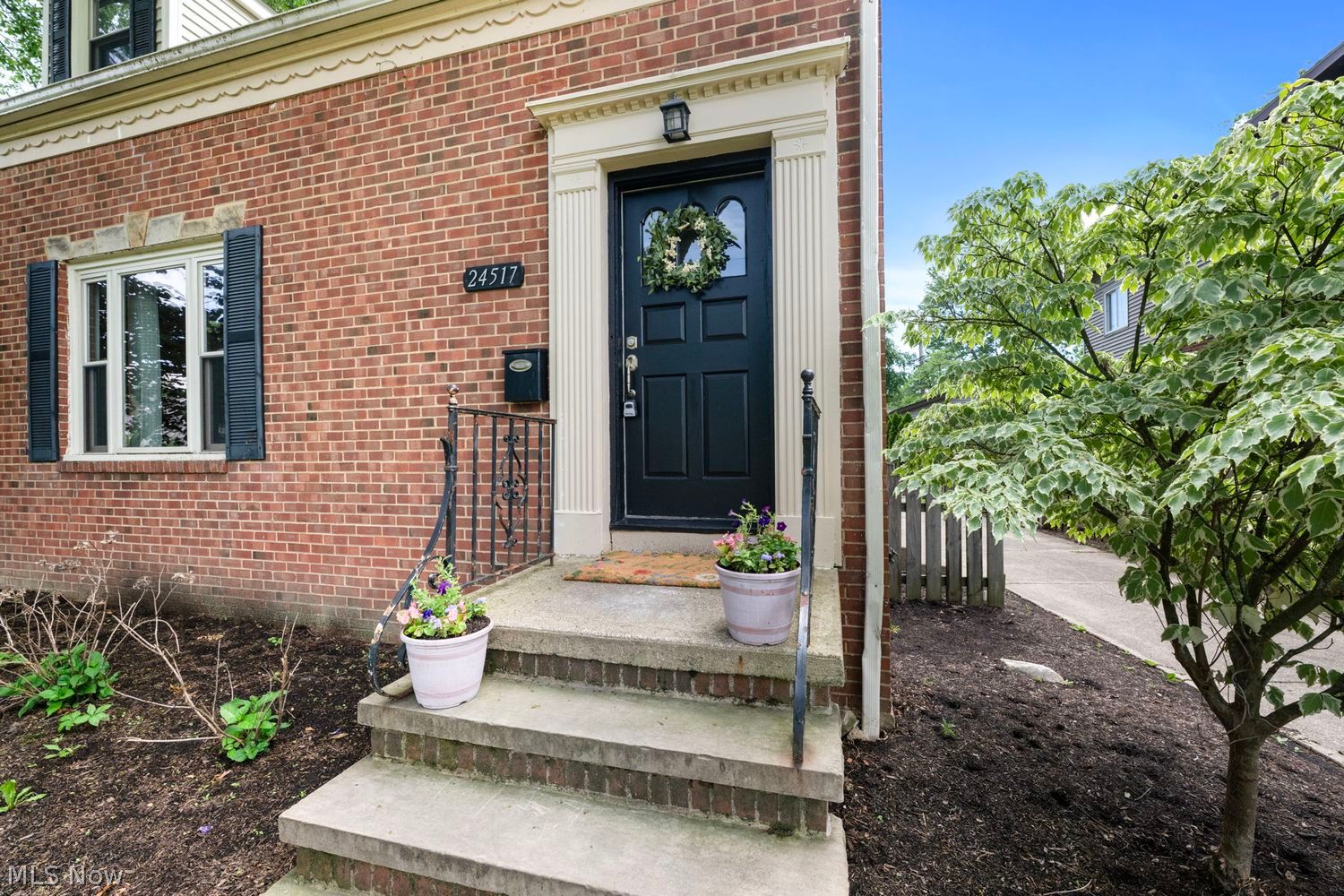 24517 Bruce Road Bay Village OH 44140