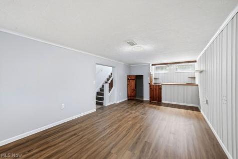 24517 Bruce Road Bay Village OH 44140