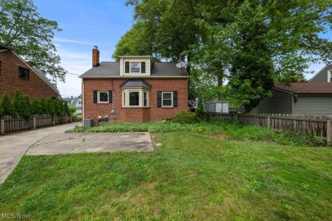 24517 Bruce Road Bay Village OH 44140