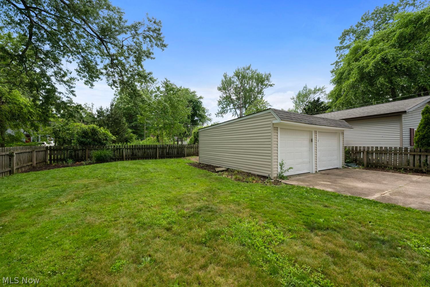 24517 Bruce Road Bay Village OH 44140
