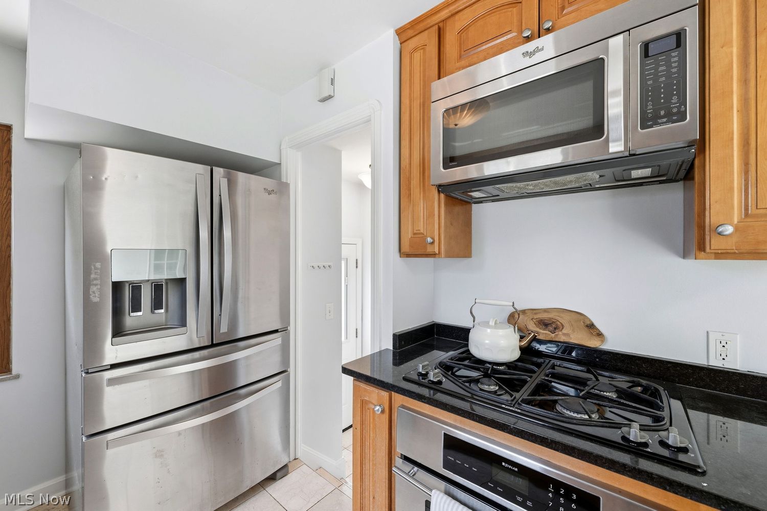 24517 Bruce Road Bay Village OH 44140