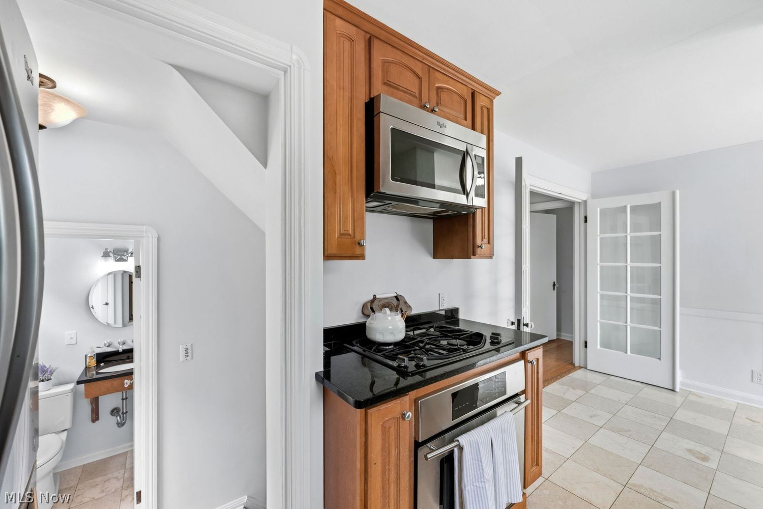 24517 Bruce Road Bay Village OH 44140
