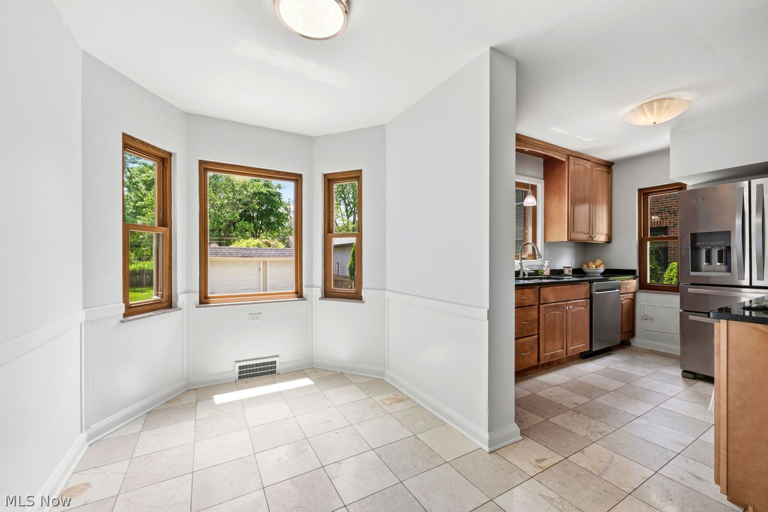24517 Bruce Road Bay Village OH 44140