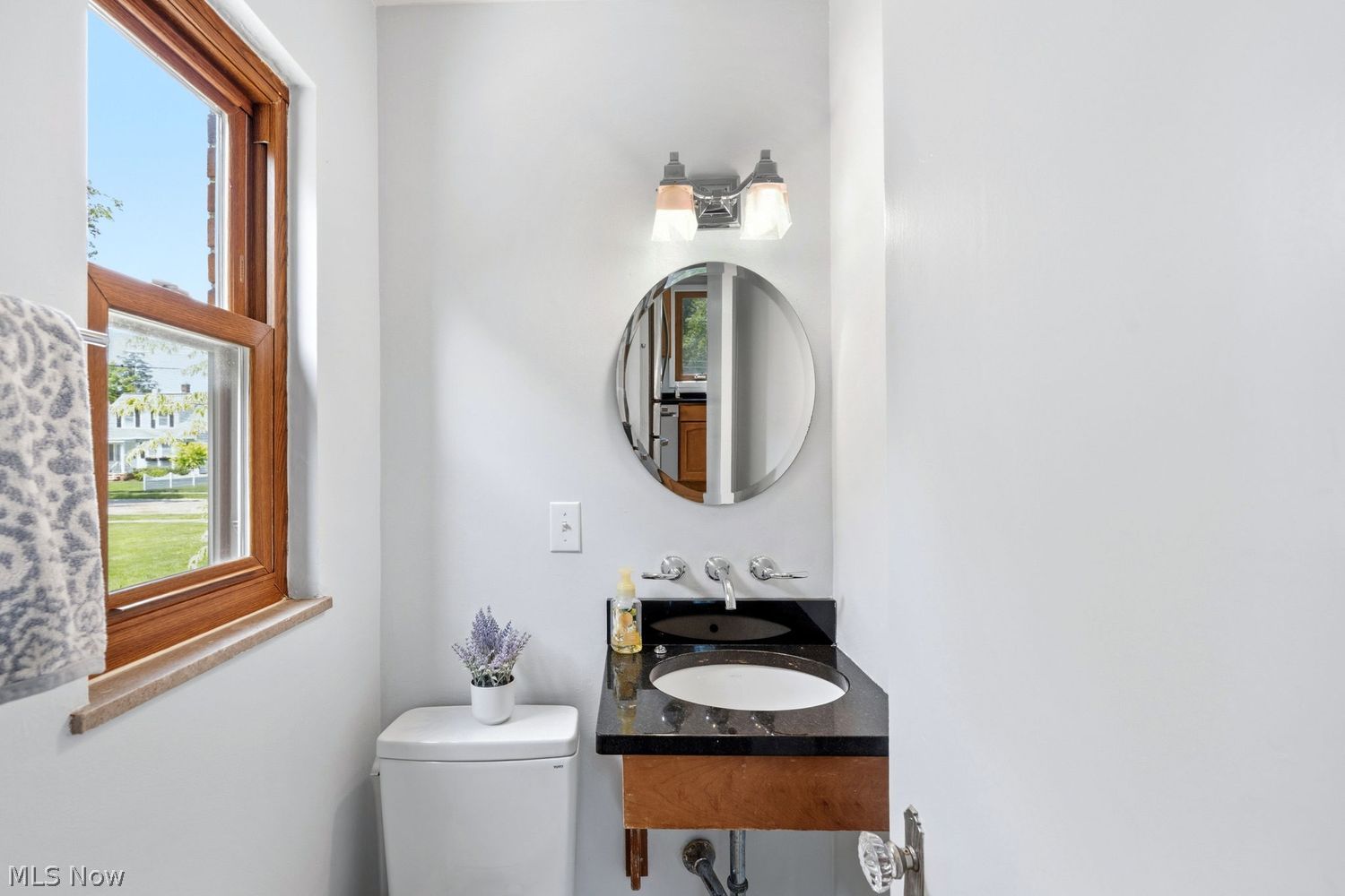 24517 Bruce Road Bay Village OH 44140