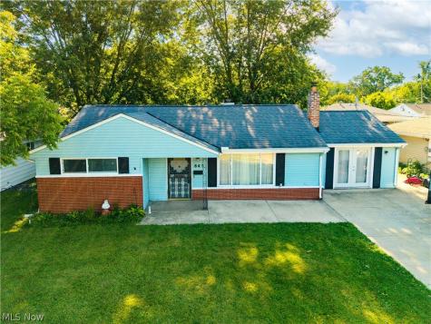 845 Mansfield Street Sheffield Lake OH 44054