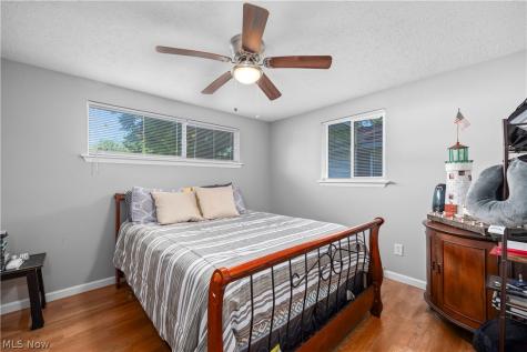 845 Mansfield Street Sheffield Lake OH 44054