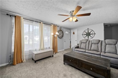 845 Mansfield Street Sheffield Lake OH 44054