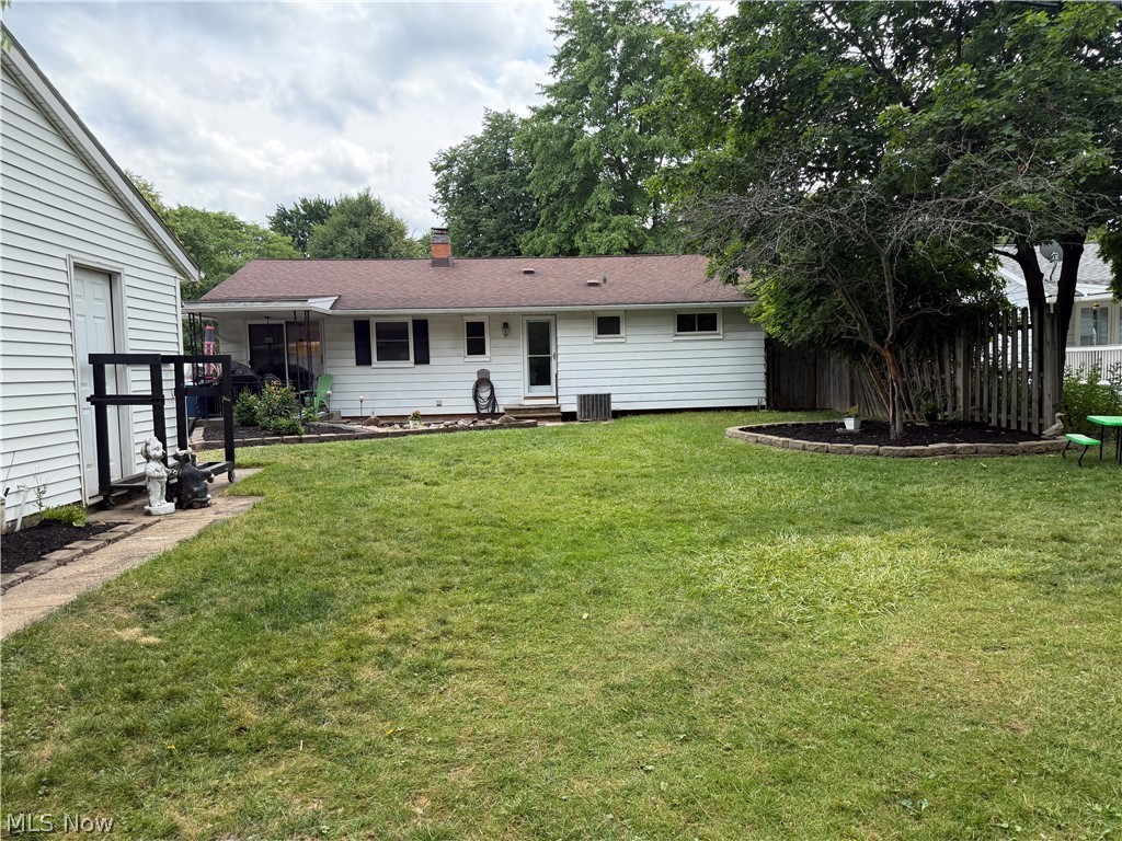 6671 Kingsdale Boulevard Parma Heights OH 44130