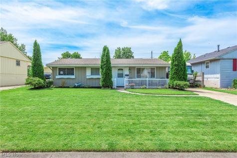 2154 Eastlawn Street Lorain OH 44052