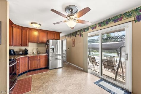 2154 Eastlawn Street Lorain OH 44052