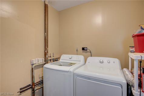 2154 Eastlawn Street Lorain OH 44052