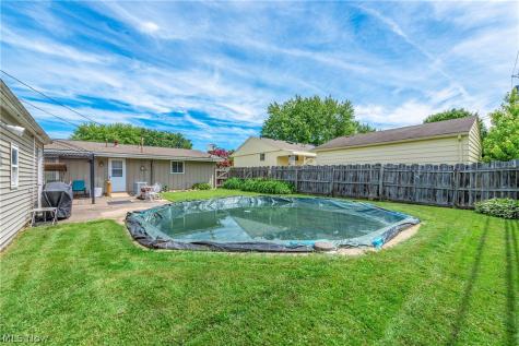 2154 Eastlawn Street Lorain OH 44052