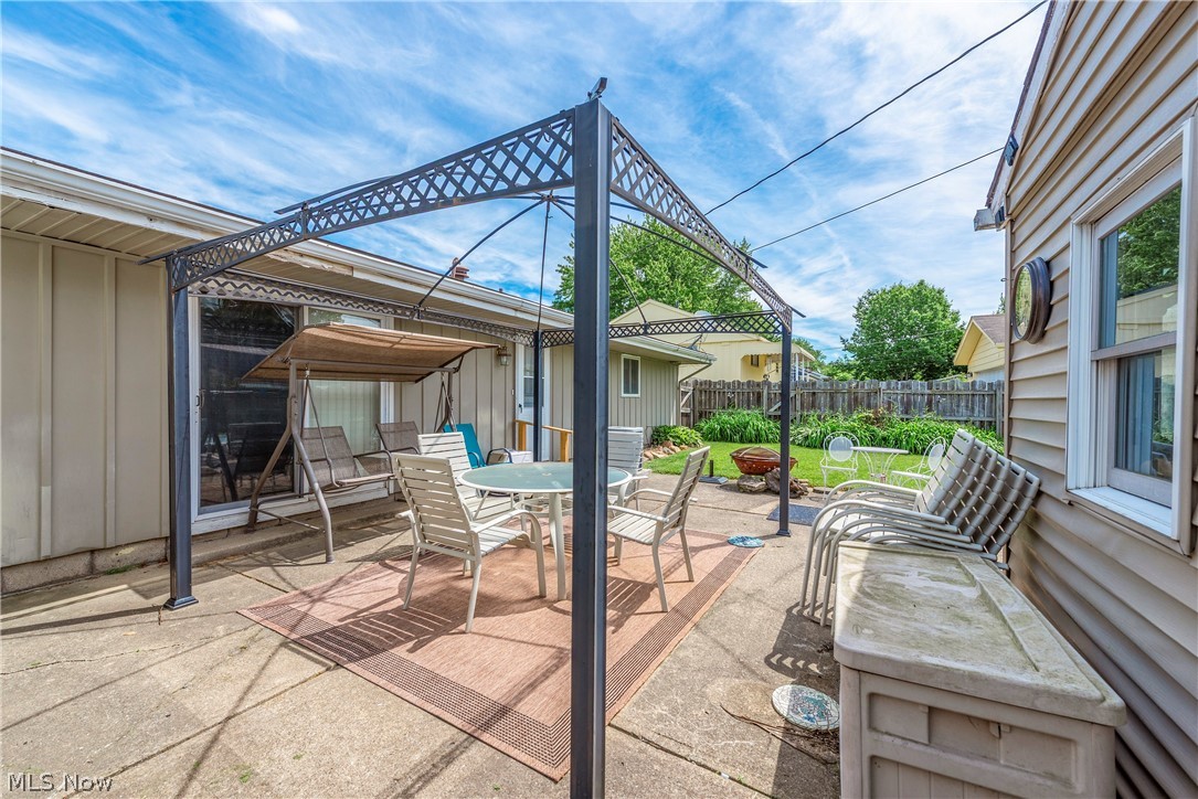 2154 Eastlawn Street Lorain OH 44052