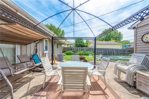 2154 Eastlawn Street Lorain OH 44052