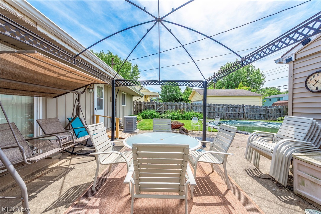 2154 Eastlawn Street Lorain OH 44052