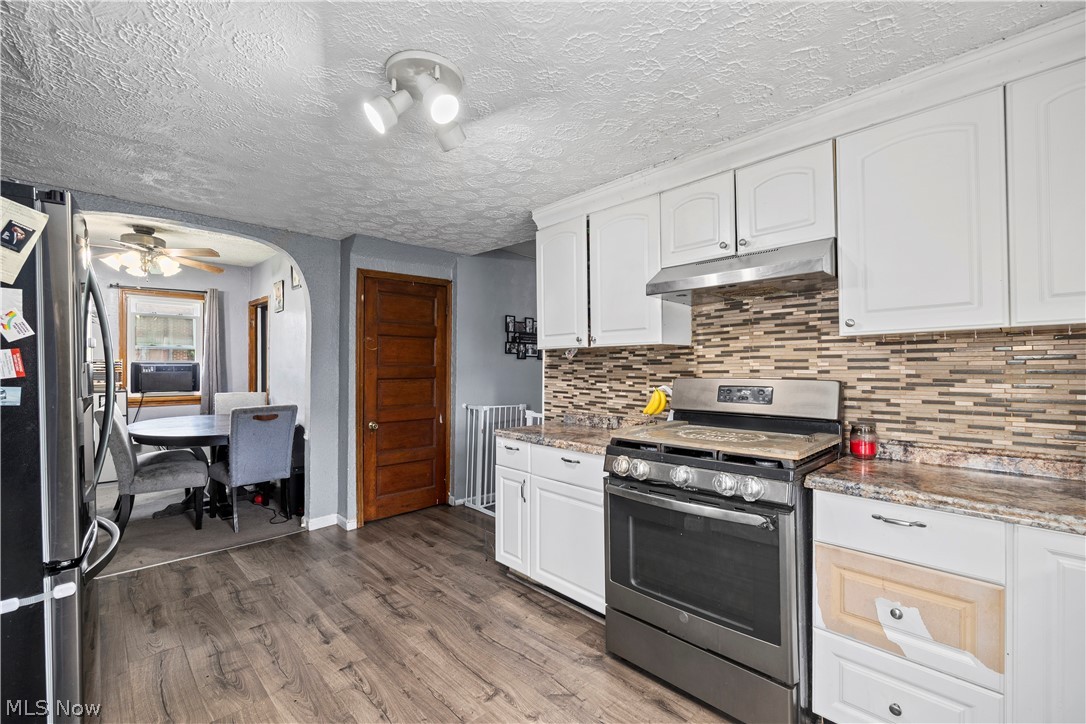 1674 E 32nd Street Lorain OH 44055