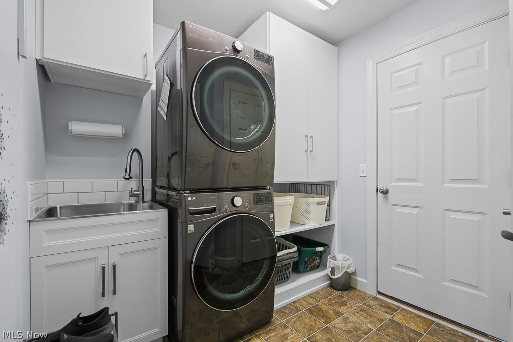 3395 Napa Boulevard Avon OH 44011