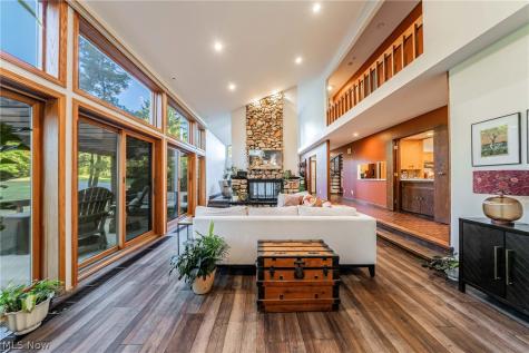 3085 Hamlin Road Medina OH 44256