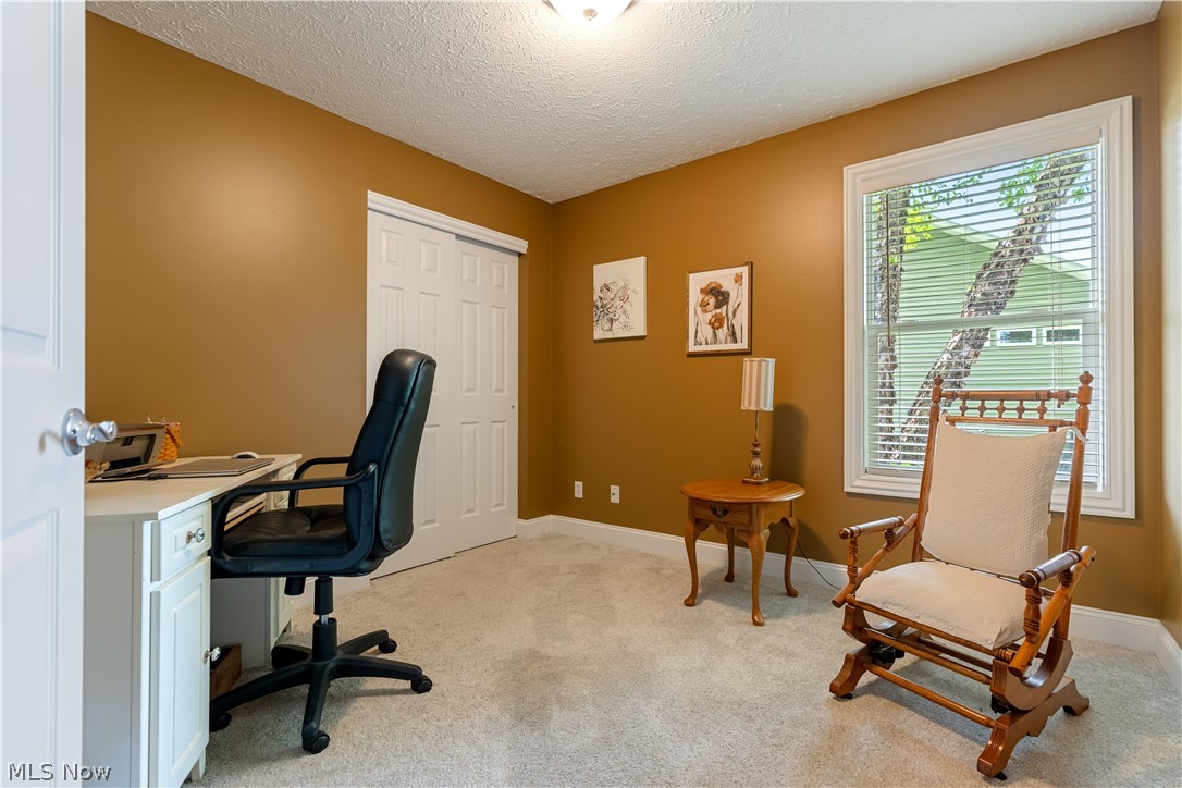 4732 Helmsworth Drive NE Canton OH 44714