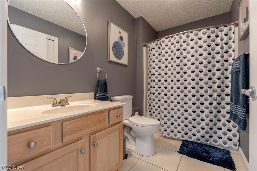4732 Helmsworth Drive NE Canton OH 44714