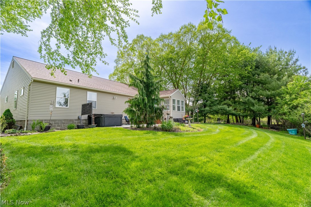 4732 Helmsworth Drive NE Canton OH 44714